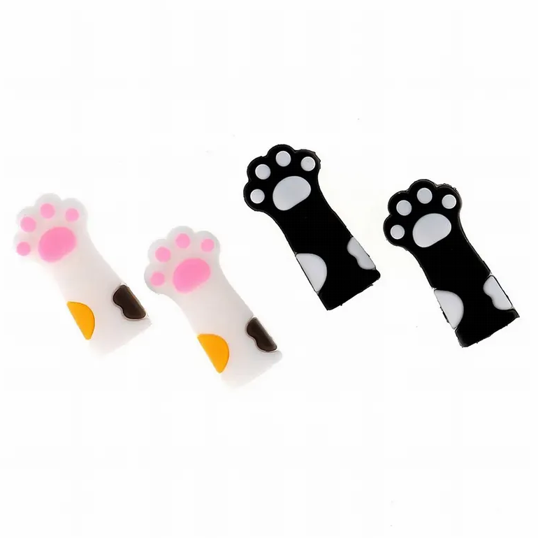 Knitting needle tip protectors